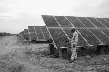 解釋太陽能發電成本的急劇下降
